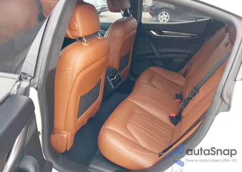 2016 Maserati Ghibli z USA, uszkodzony, nr VIN ZAM57XSA1G1167807